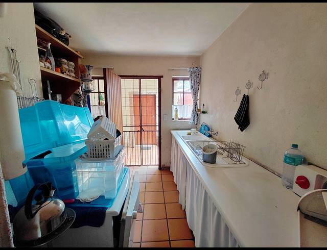 3 BEDROOM FREESTANDING FOR SALE IN BENDOR